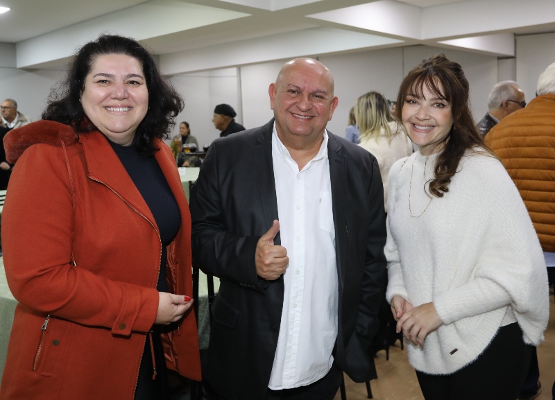 Tatiani Benedito,Roberto Leandrini e Juliana Mendes