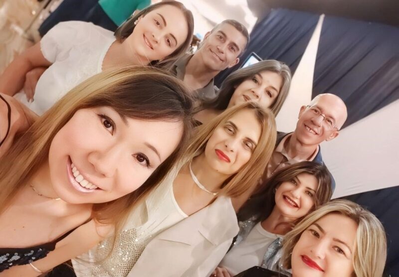 Kika Maki, Ariane Crema Meneghine, Wallace Meneghine, Vivian Weinz, Fernanda Gonçalves, Erasmo Lacerda, Márcia Caron e Claudia Giuliani