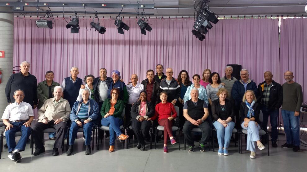 Participantes do encontro de Conversas de Memória